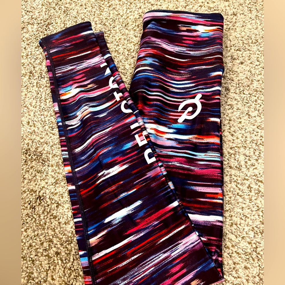 Peloton With Leggings S